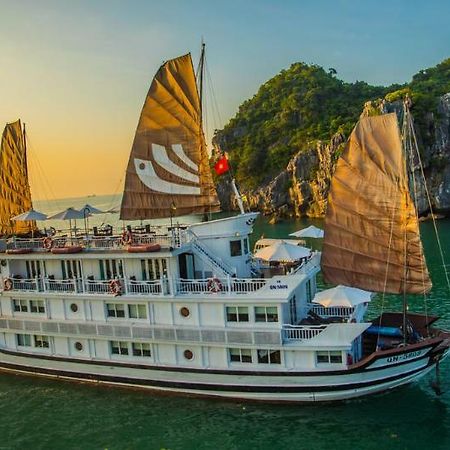 Bhaya Classic Cruises Hạ Long Exterior foto