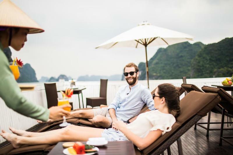Bhaya Classic Cruises Hạ Long Exterior foto